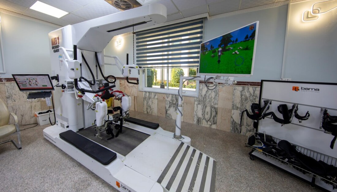 İmam Hüseyin (a.s) Türbesi'ne bağlı El-Hadi (a.s) Kas ve Sinir Hastalıkları Merkezi tamamlanıyor