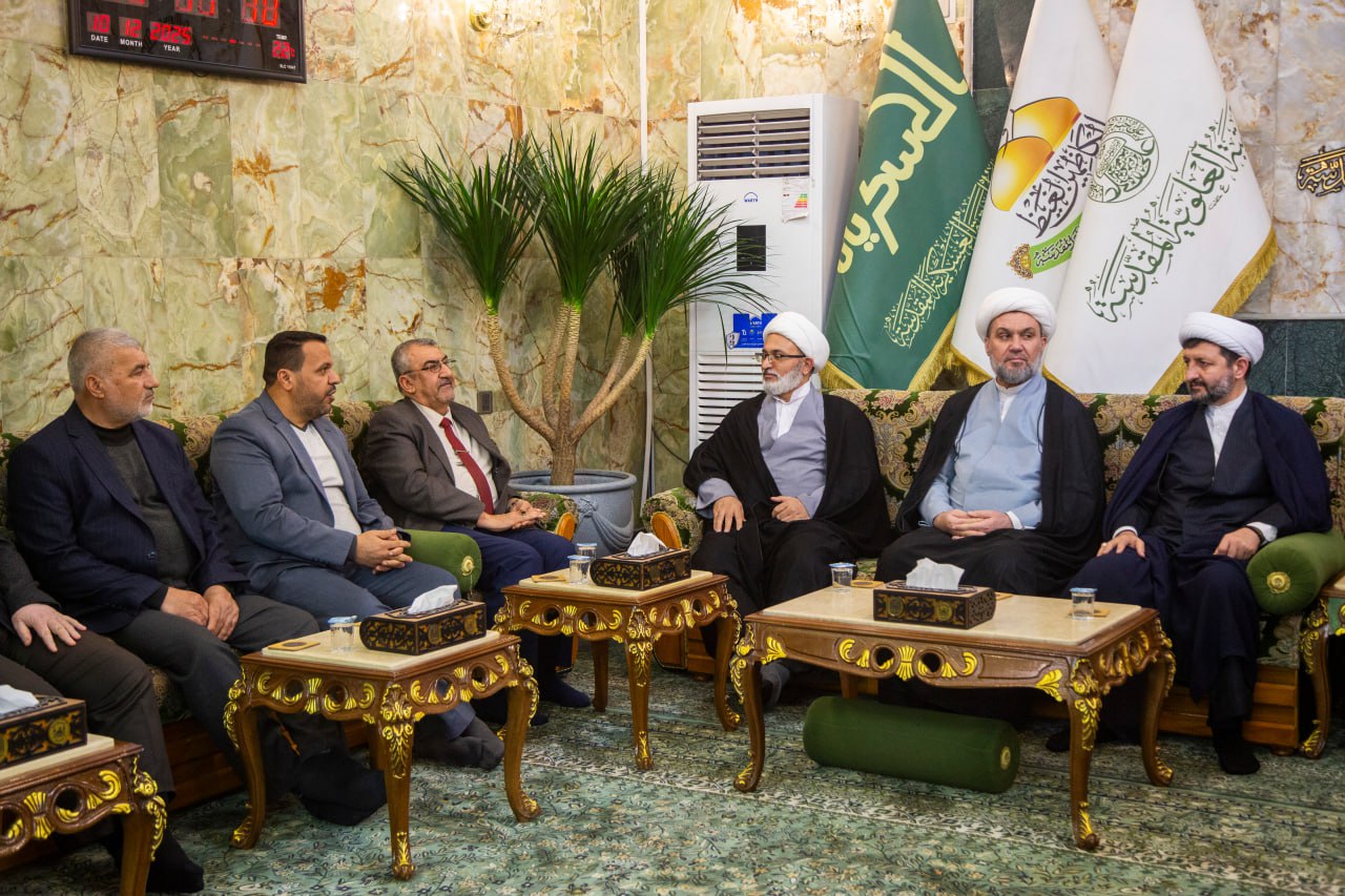 Türkiye ve çeşitli ülkelerden gelen Alulbeyt Âlimler Birliği heyeti, Hz. Hüseyin (a.s) Türbesi’ni ziyaret etti