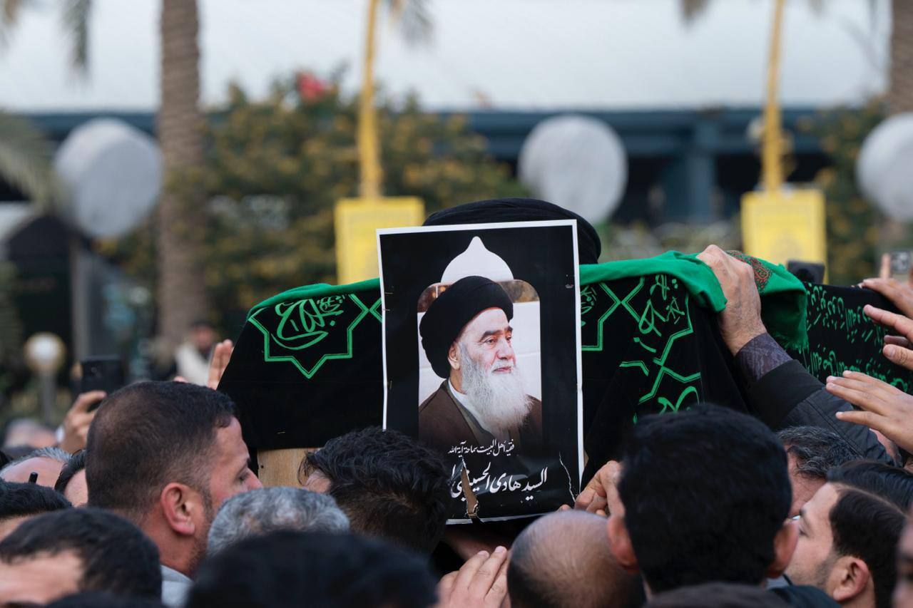 Ayetullah Sistani’nin kardeşi Seyyid Hadi Sistani Kerbela’da ebedi yurduna uğurlandı