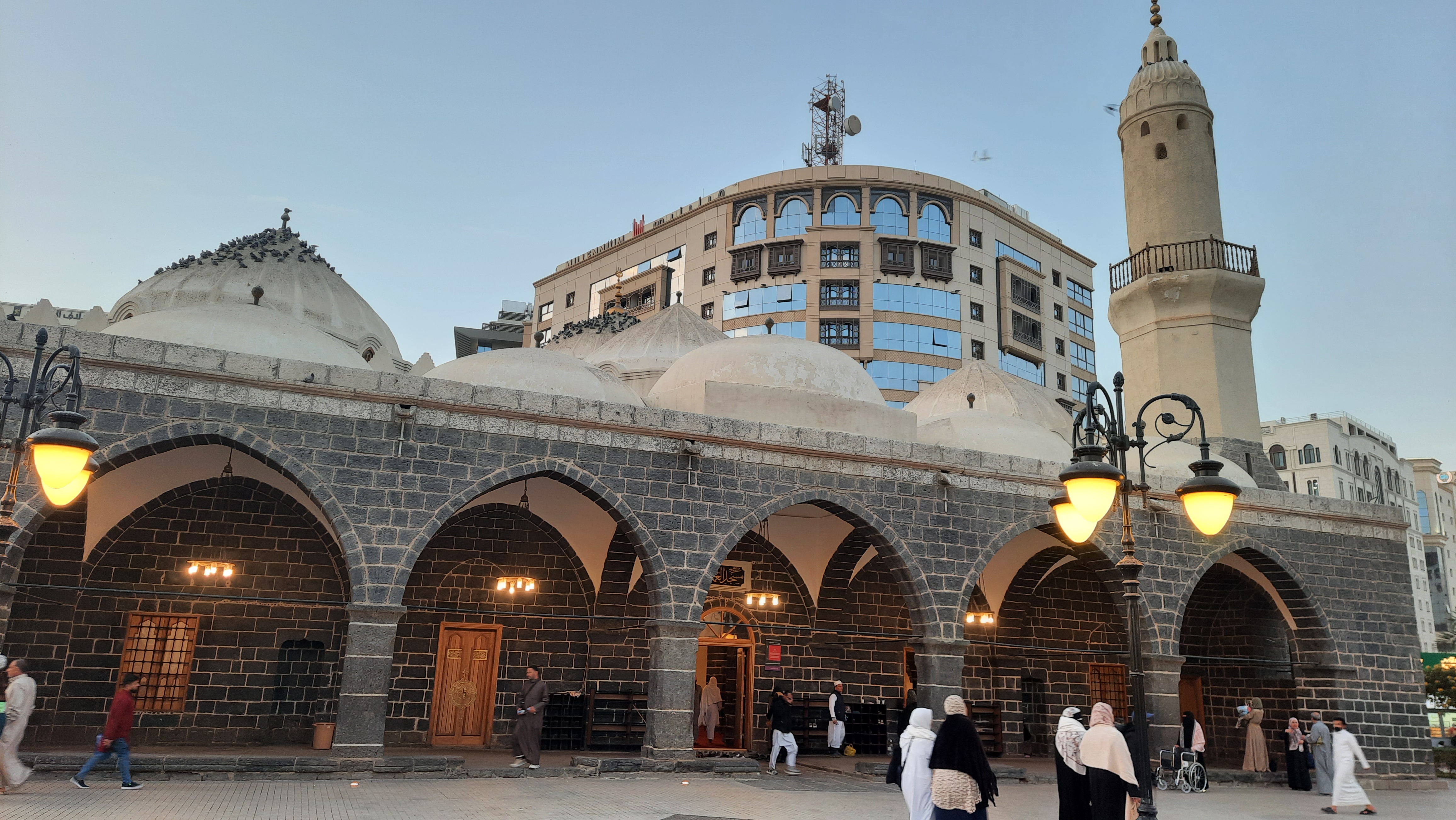 مدینہ منوّرہ کی اہم مساجد تاریخ کے آئینہ میں