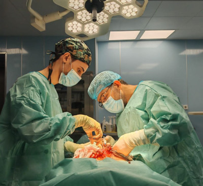 Babasının yasını bırakıp yoksulları ücretsiz ameliyat eden Kerbelalı doktorun hikayesi