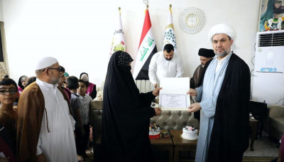 العتبة الحسينية تكرم طالبات دورة علوم القران في كركوك