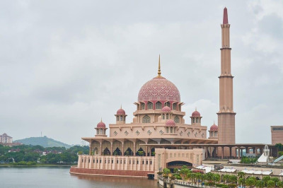 Malaysia launches first-ever Muslim Friendly Travel Fair in Kuala Lumpur