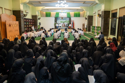 Representative of the Supreme Religious Authority praises success of fourth preaching tour in Indonesia