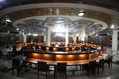 جامعہ الکوثر اسلام آباد کی لائبریری کی تصویری جھلکیاں
