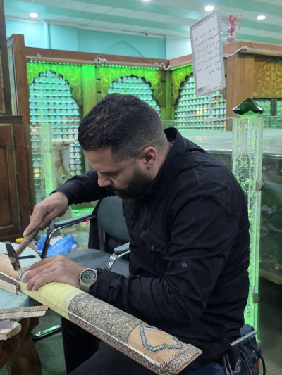 İmam Hüseyin (a.s) Müzesi, Kaçarlar dönemine ait tarihi minberi restore ediyor