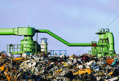 نفايات تتحول إلى فرص.. كيف خلقت المشاريع الصغيرة وظائف من قلب أزمة عالمية