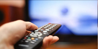 دراسة: تقليص وقت التلفاز يُعزز الصحة النفسية