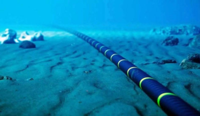 الاتصالات ستباشر بمد كيبل اللؤلؤ البحري في الفاو