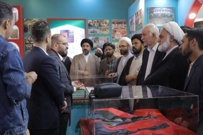 Kerbela’dan Tahran’a Kur’an hizmeti: Hz. Hüseyin (a.s) Türbesi çalışmalarını uluslararası fuarda tanıttı