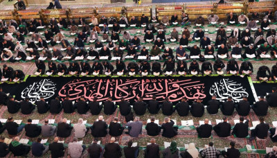 Le noir enveloppe l'esplanade de l'imam Hussein à l'occasion du martyre de l'Imam Ali (as) : En images, la clôture coranique centrale du Ramadan se poursuit dans une atmosphère de foi