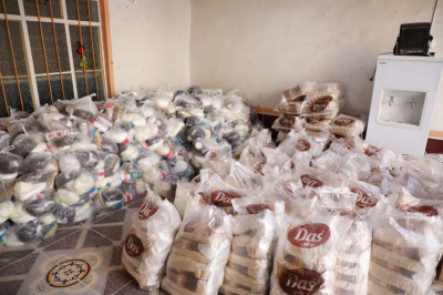 Hz. Hüseyin (a.s) Türbesi’nden ihtiyaç sahibi ailelere Ramazan yardımı