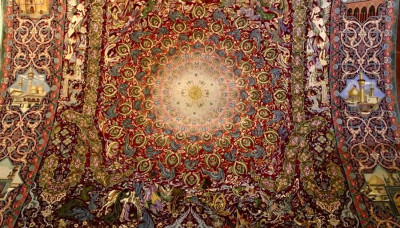 Hz. Hüseyin (a.s) Müzesi, asırların izini taşıyan 10 bin halı ile eşsiz bir koleksiyon sergiliyor