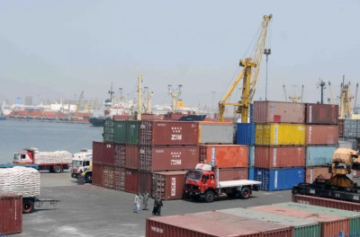 الجمارك تعلن تطبيق نظام الرقابة والتدقيق الشامل (24/7)