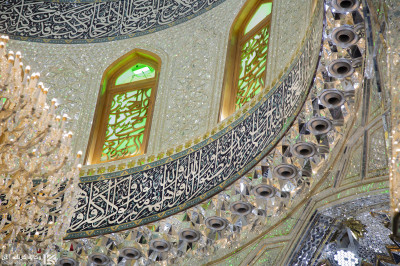 حرمِ حسینیؑ میں جلوہ گر مخطوطات و نقش و نگار کی دلآویز جمالیات کا مشاہدہ