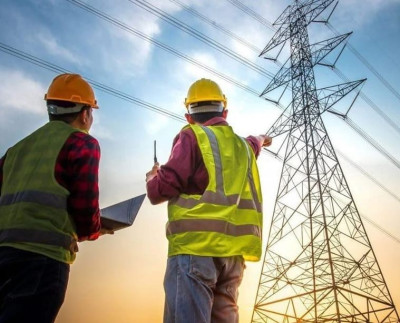 التخطيط .. مشاريع جديدة لقطاع الكهرباء في موازنة 2026