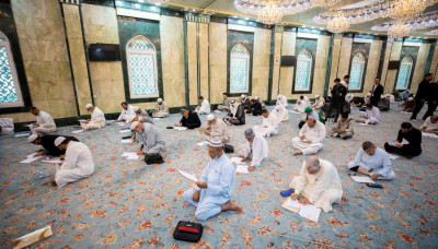 Plus de 1000 étudiants irakiens participent à l’examen central organisé par le département religieux du SSIH