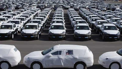 الجمارك تكشف آلية تسجيل المركبات حسب قرار (102)