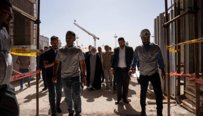 In Pictures: Representative of Grand Ayatollah Sistani reviews progress on Al-Aqeela Zainab Courtyard project