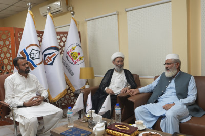 پاکستان: سابق امیر جماعت اسلامی جناب سراج الحق صاحب کا امام حسین ثقافتی سنٹر کا دورہ