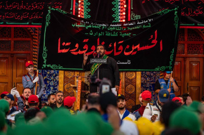 بخطى ثابتة وقلوب تنبض بحب الحسين (ع).. شباب كشافة الوارث يجددون العهد والولاء في خدمة النهج الحسيني المبارك.